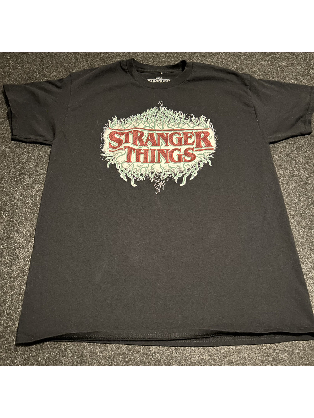 Stranger Things Netflix T Shirt Mens Large Black Upside Down Vine Logo Graphic